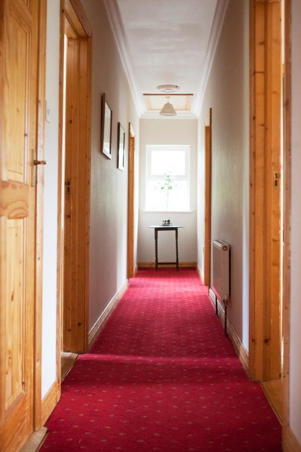 فيلا Inviting 4-Bed House In Strokestown المظهر الخارجي الصورة